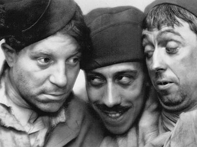 Jean Gabin, Fernandel et René Donnio dans Les Gaietés de l'escadron