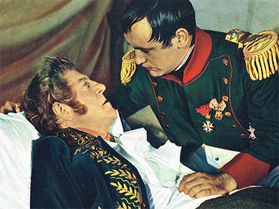 Jean Gabin et Raymond Pellegrin dans NAPOLÉON
